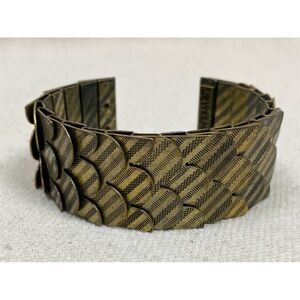 Jewel mint Textured Antiqued Gold tone Swan Fish scale Cuff Bracelet